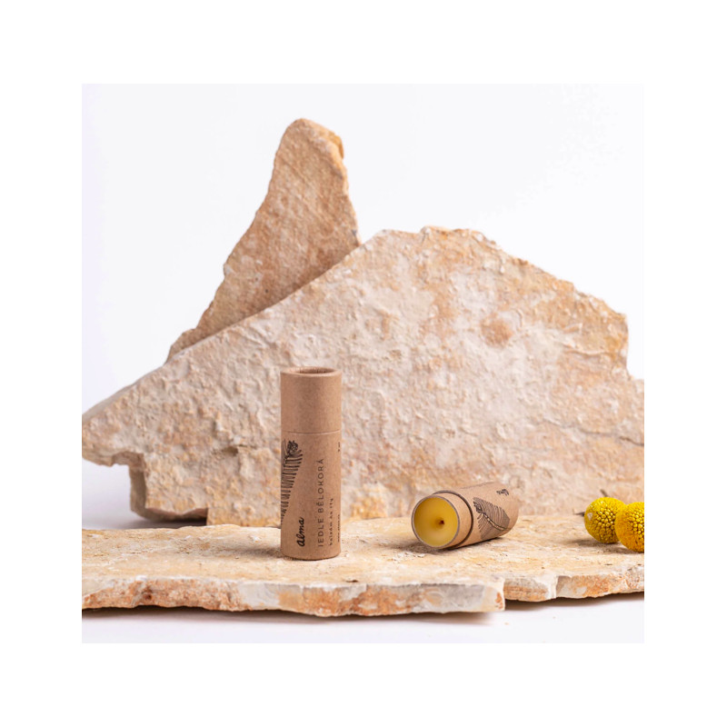 Alma - Balzam na pery so striebornou jedľou