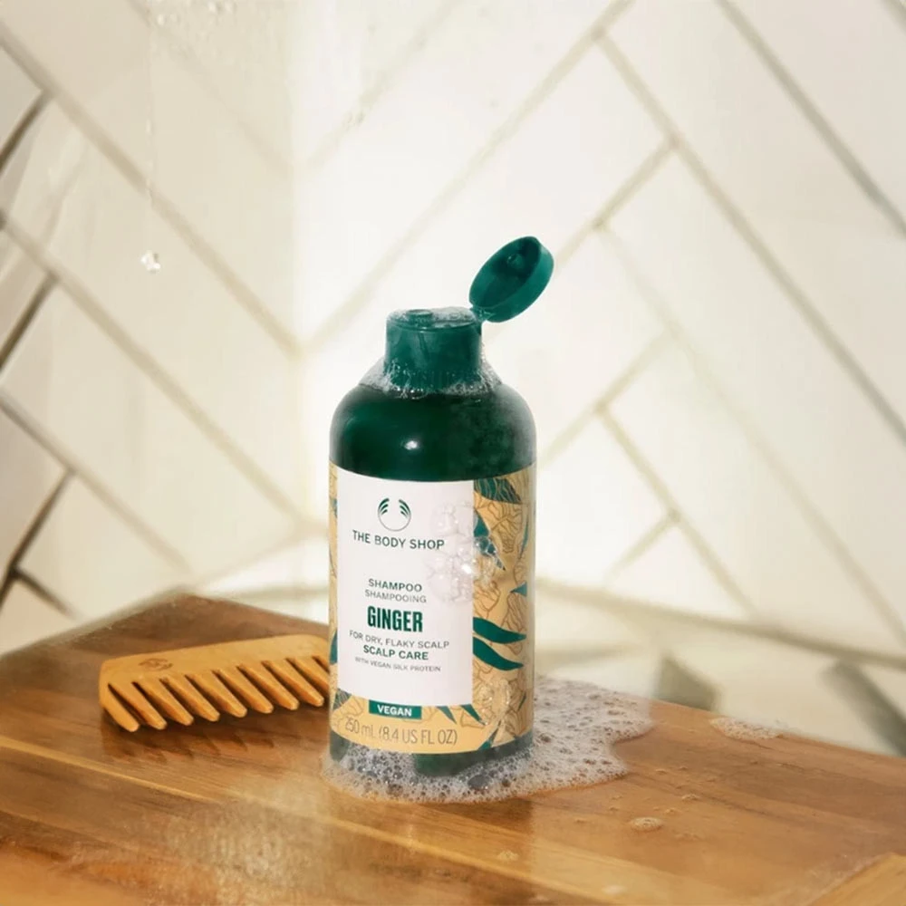 The Body Shop - Šampón na starostlivosť o pokožku hlavy s imelom Ginger Scalp Care (250 ml) – Obrázok 3
